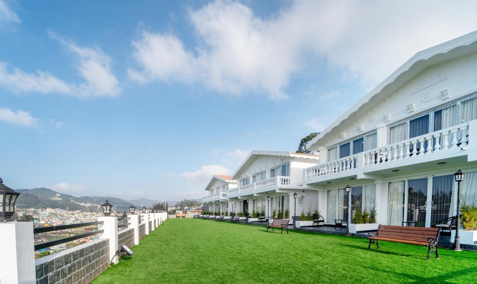 Treebo Skydale Premium Suites, 1500 Mtrs From Ooty Lake Εξωτερικό φωτογραφία