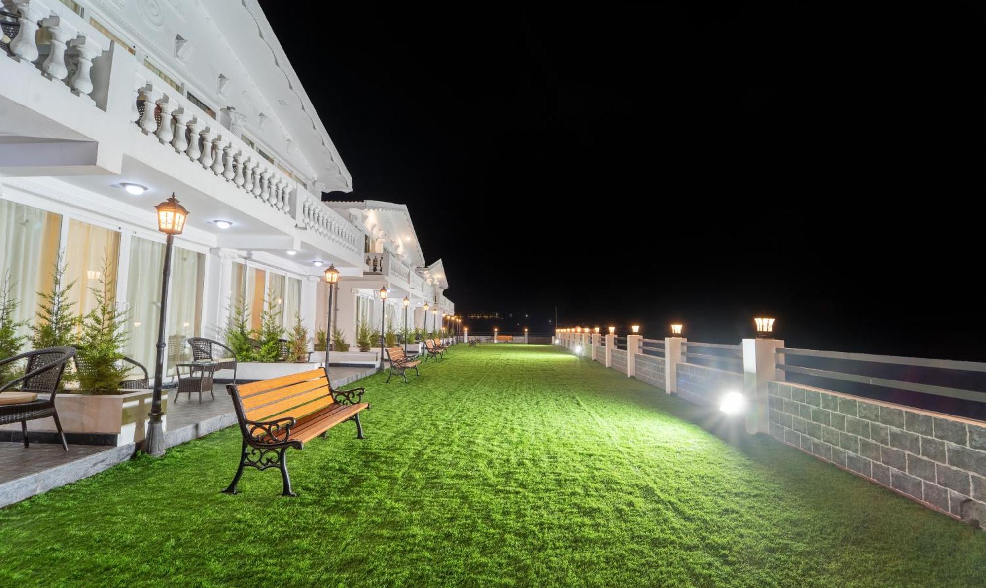 Treebo Skydale Premium Suites, 1500 Mtrs From Ooty Lake Εξωτερικό φωτογραφία
