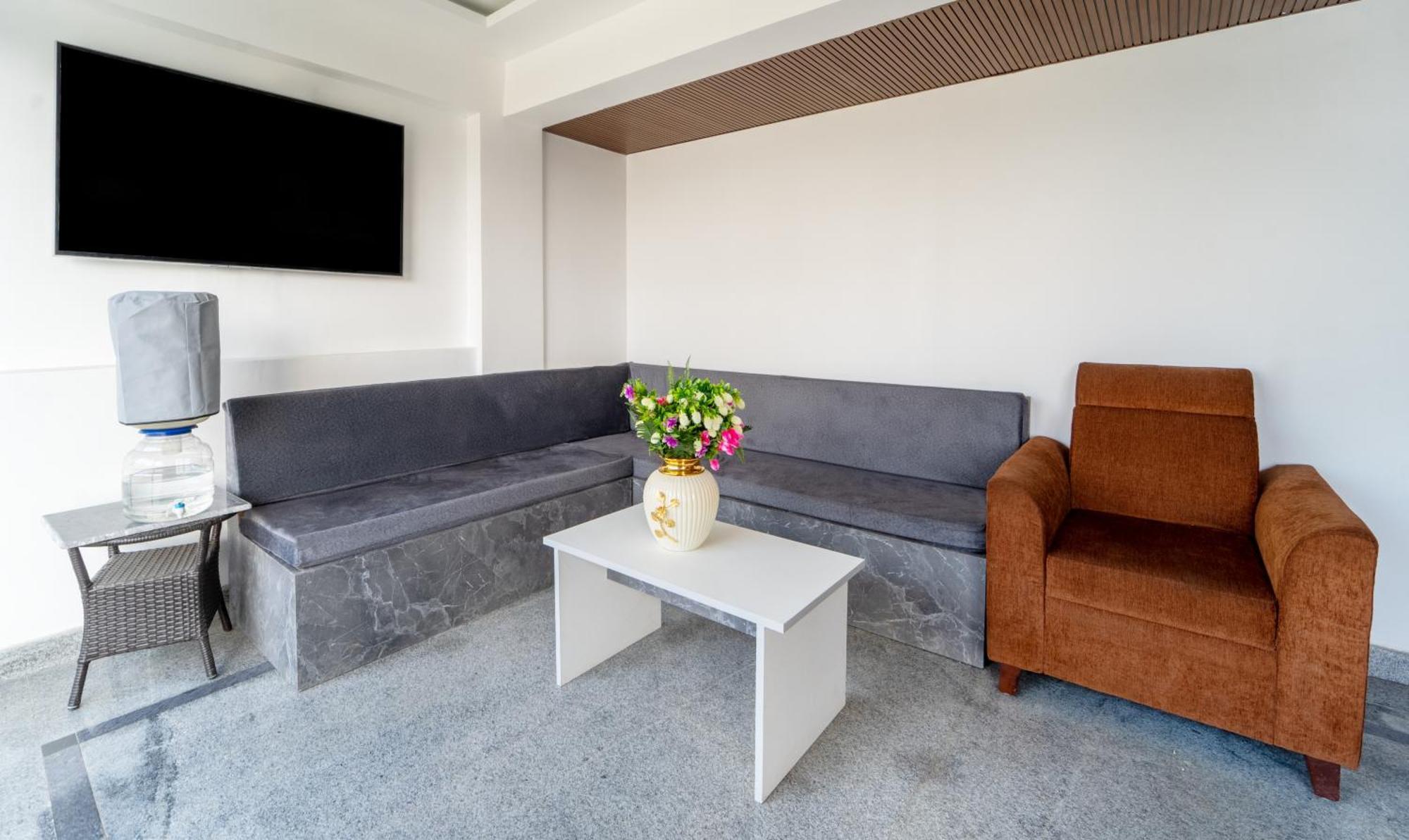 Treebo Skydale Premium Suites, 1500 Mtrs From Ooty Lake Εξωτερικό φωτογραφία